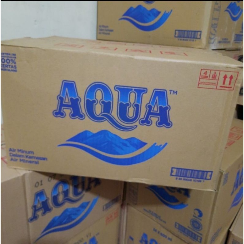 Jual Aqua Air Mineral 600ml 1 Dus Isi 24 Botol Shopee Indonesia 9164