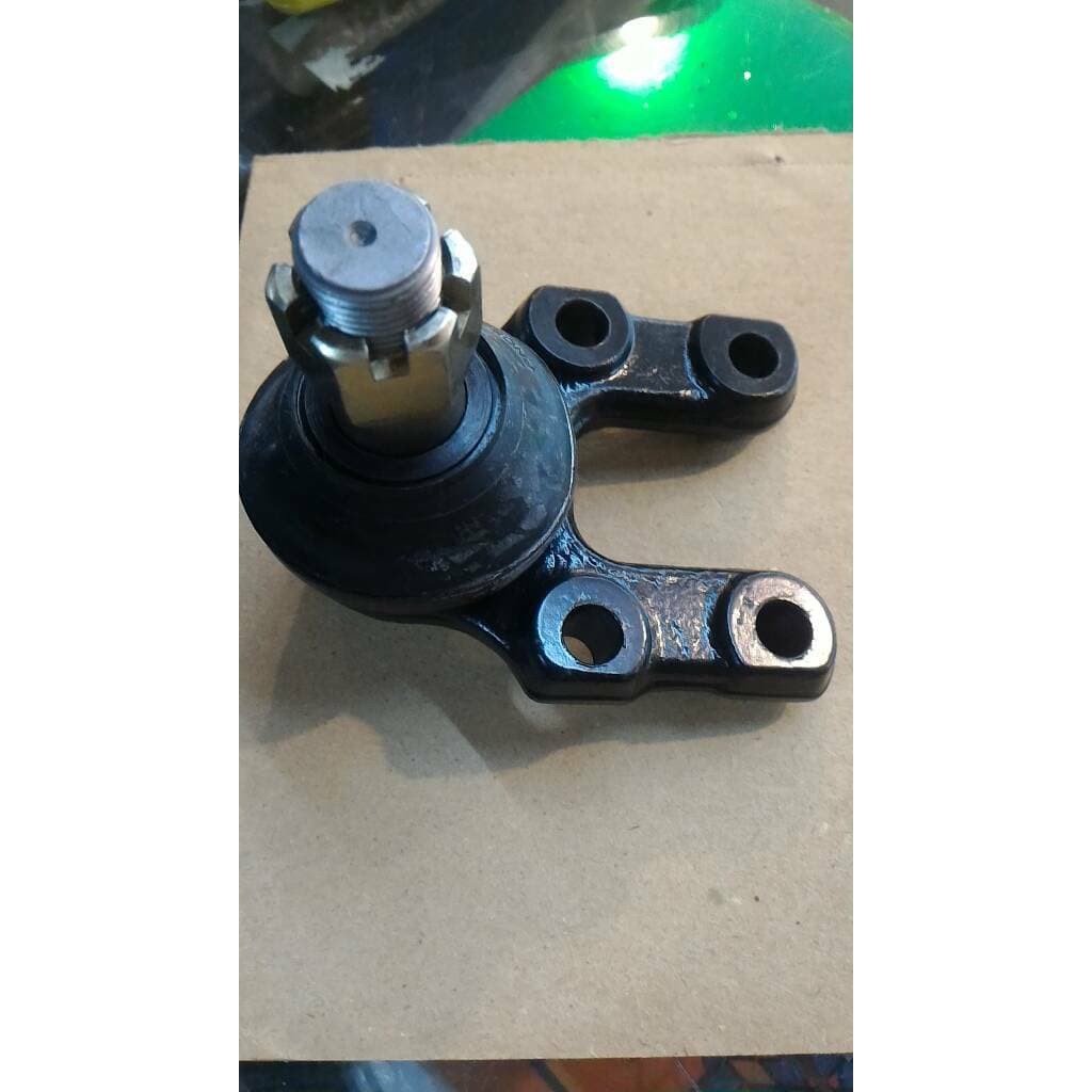 Pair Of Upper Ball Joints For Nissan Terrano 1993-2007 – Motaquip (Front Axle)