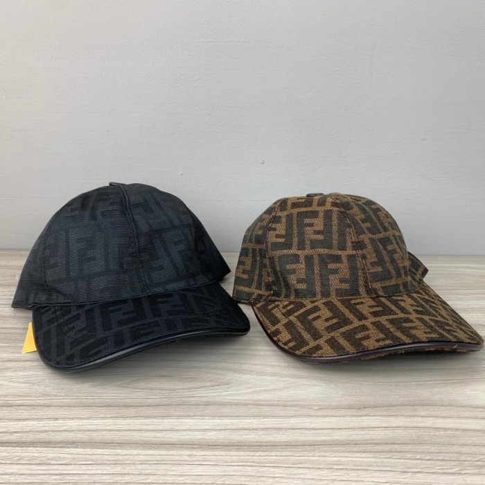 Cap best sale fendi original