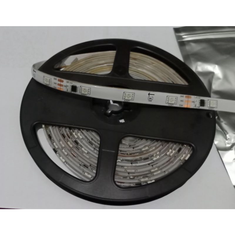 Jual LED STRIP RGB Running 12 Volt Lampu plafon kabin Mobil ELF truck ...