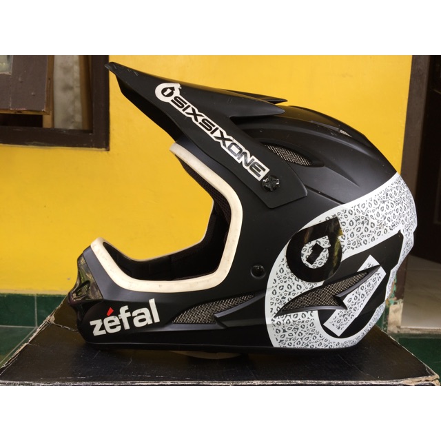 Helm full face sales 661