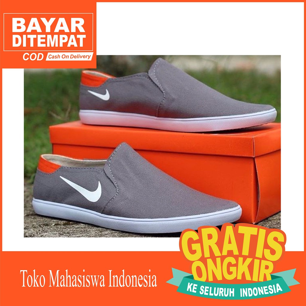 Sepatu slip discount on nike original