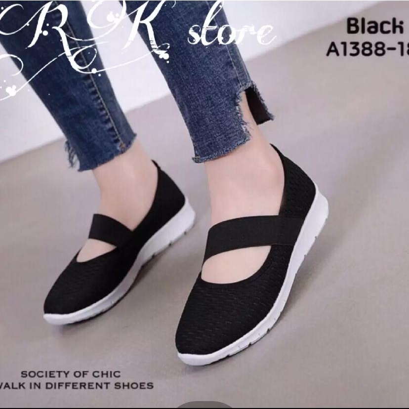 Jual Sepatu Slip On Wanita Motif Karet Trendy Shopee Indonesia