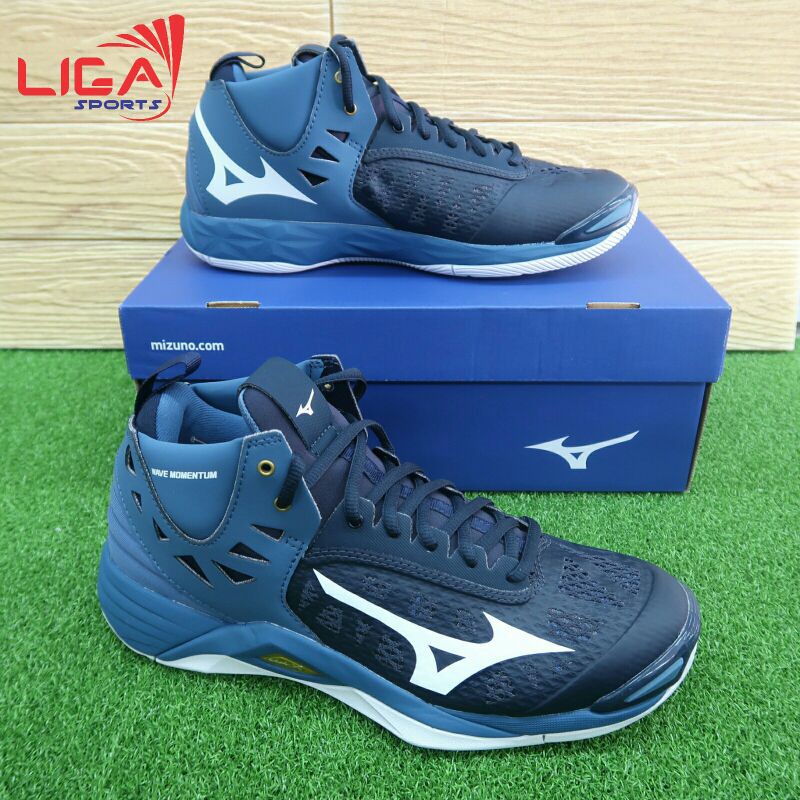 Sepatu best sale mizuno mid