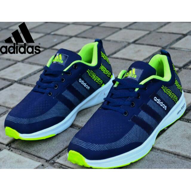 Harga sneaker best sale adidas original