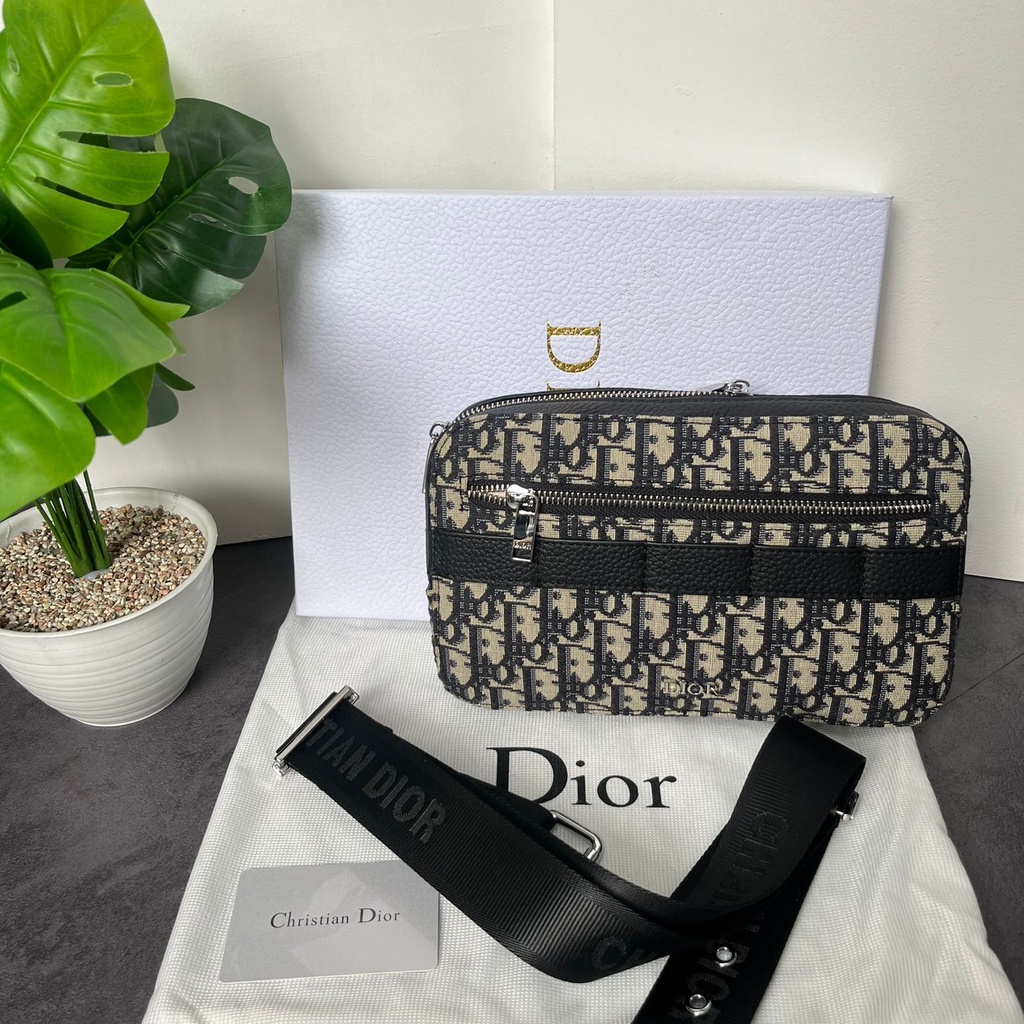 Harga sling bag dior store