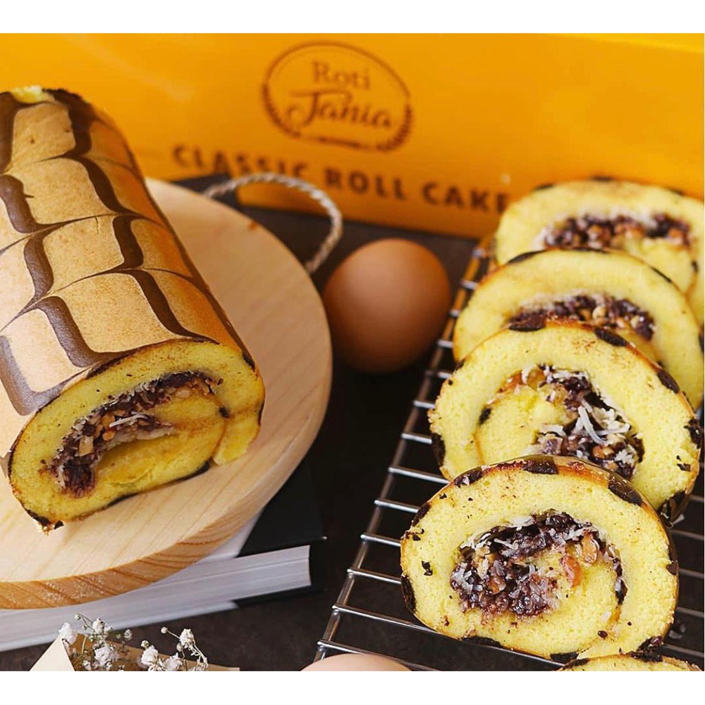 Jual BOLU GULUNG RASA MARTABAK - ROTI TANIA ( WYSMAN / WISMAN ...
