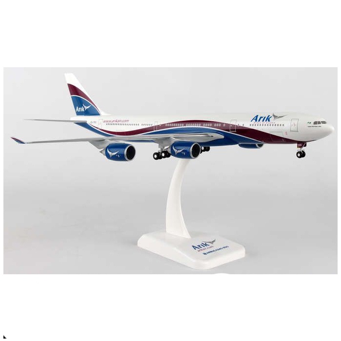 IBERIA A340-300 scale model from Hogan 1:200 - a photo on