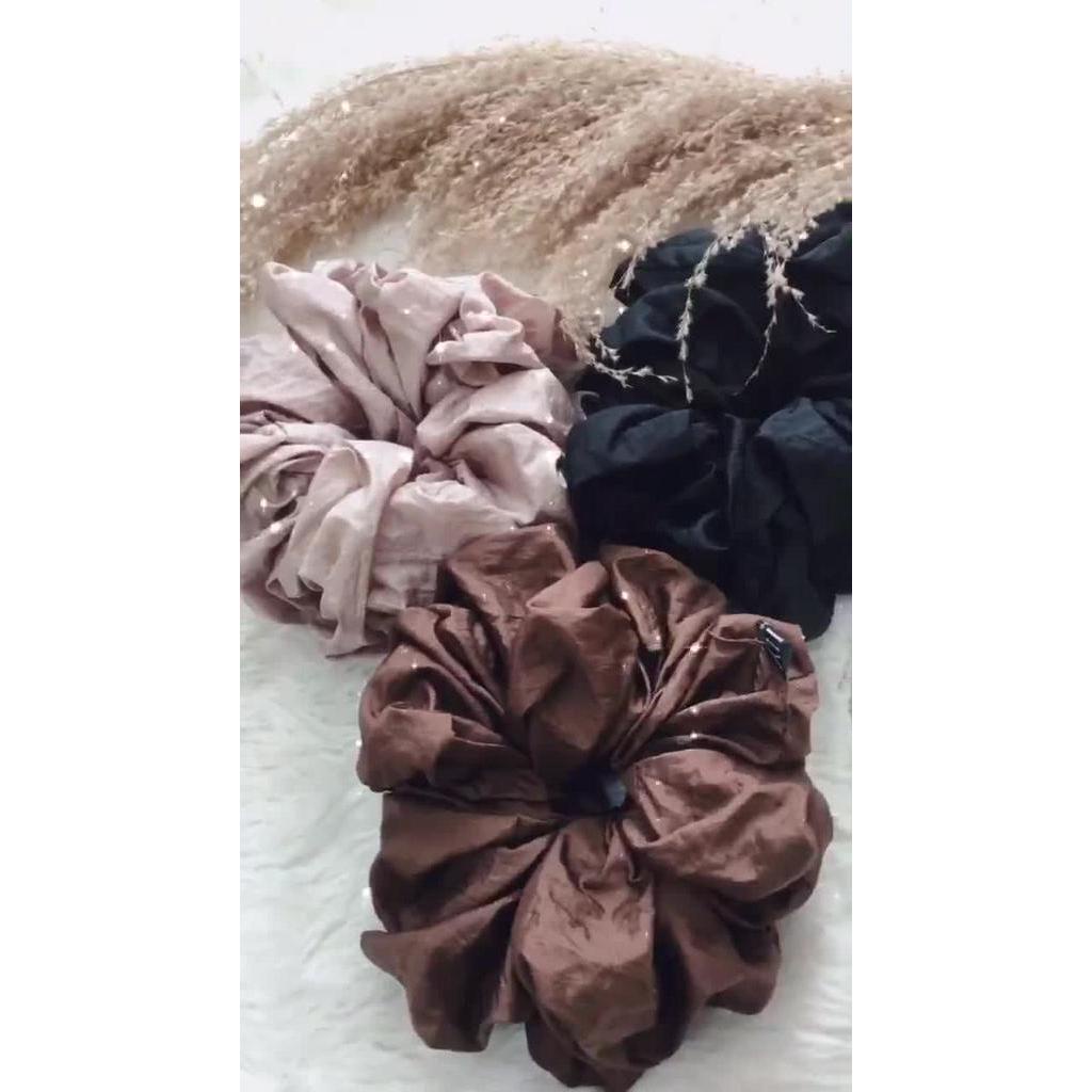 Jual Lilyourstyle - Scrunchie Premium | Cepolan Rambut Lily | Shopee ...