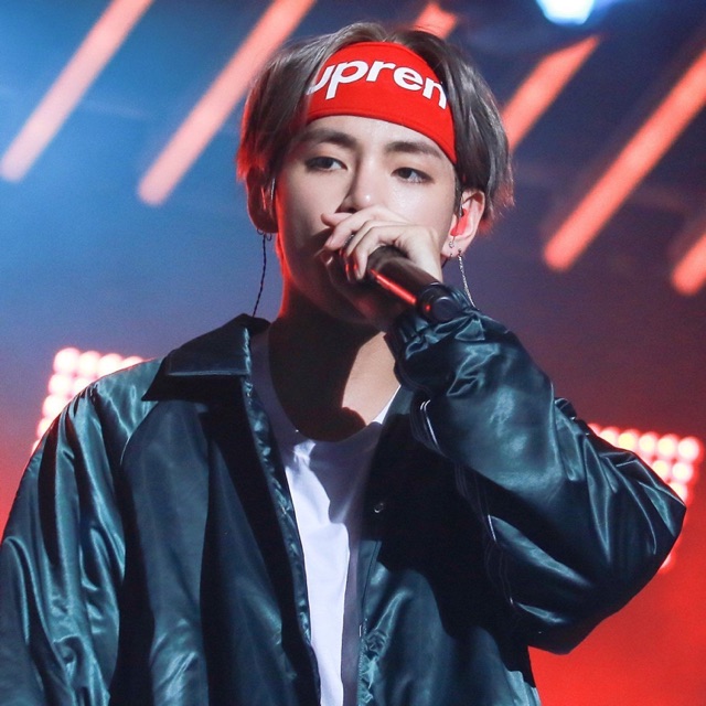 Taehyung shop supreme headband