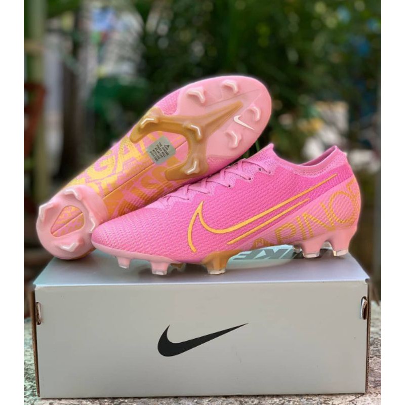 harga sepatu bola nike mercurial vapor 13