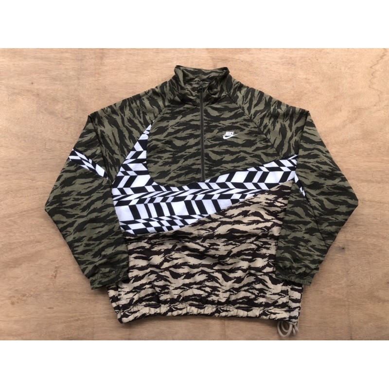 nike swoosh camo jacket