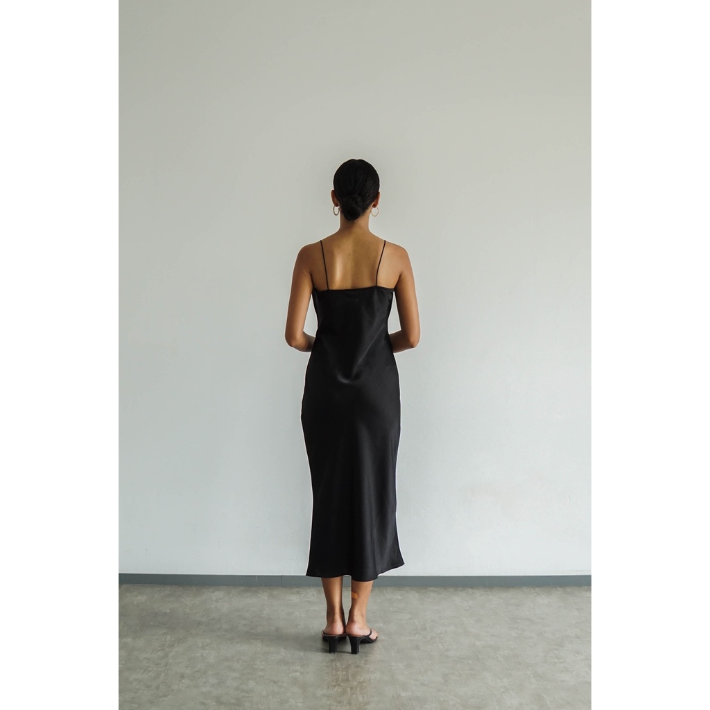 Jual PAFON Slip Dress - Black | Shopee Indonesia