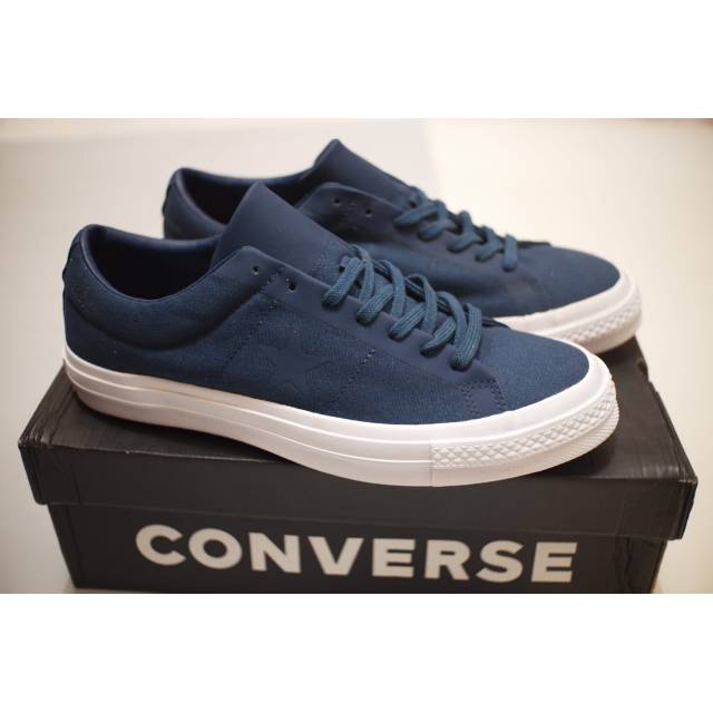 Jual Sneakers Converse One Star Ox Navy 163368c Shopee Indonesia