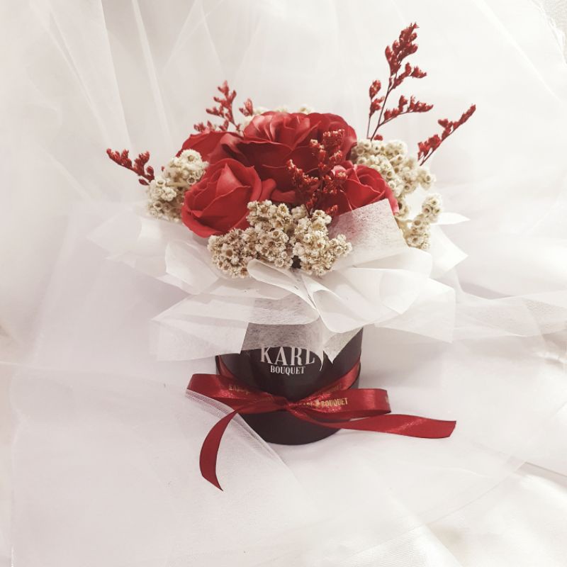 Jual Bloom Soapers | Bunga Box Mawar | Rangkaian Bunga Box | Shopee ...