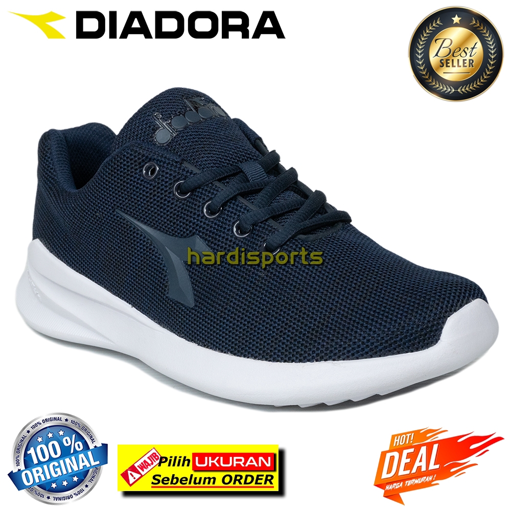 Sepatu on sale diadora original