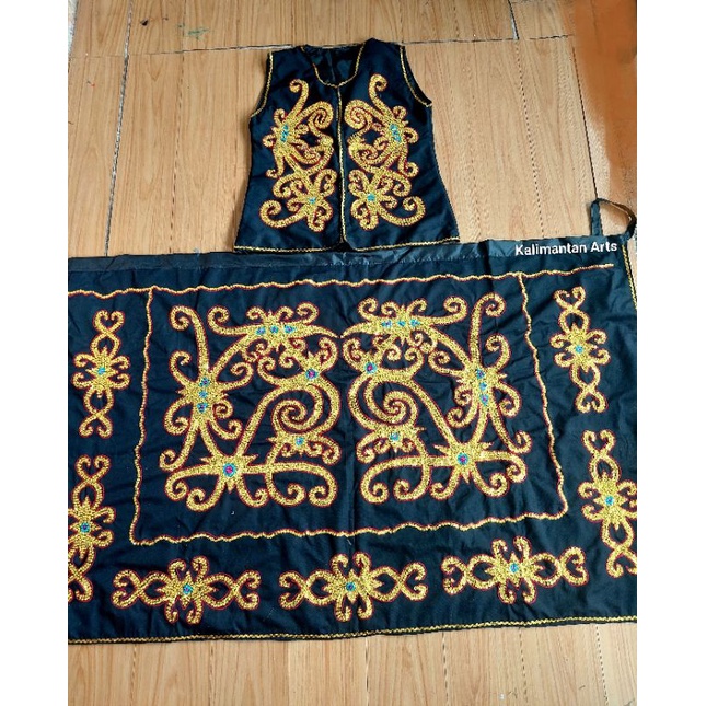 Jual Baju Adat Dayak Perempuan Dewasa Gold Payet Bahan Drill | Shopee ...