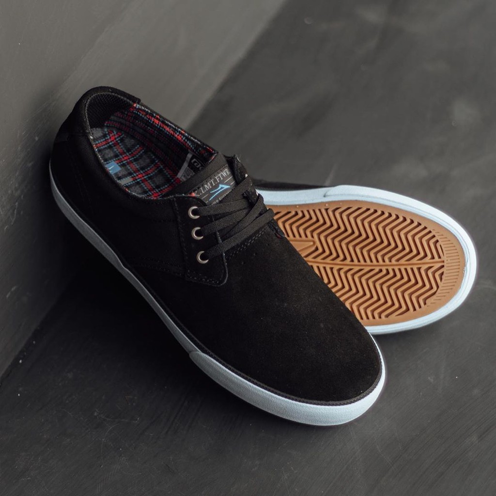 Lakai hot sale daly black