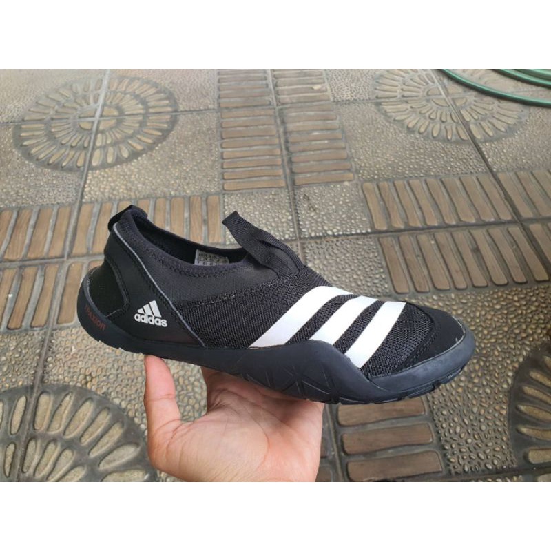 Sepatu 2025 adidas climacool