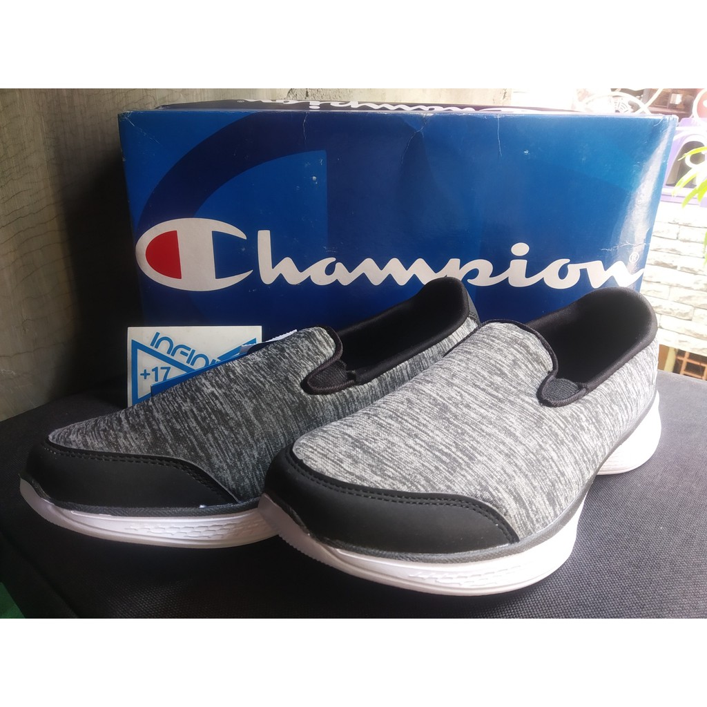 Sepatu champion store slip on