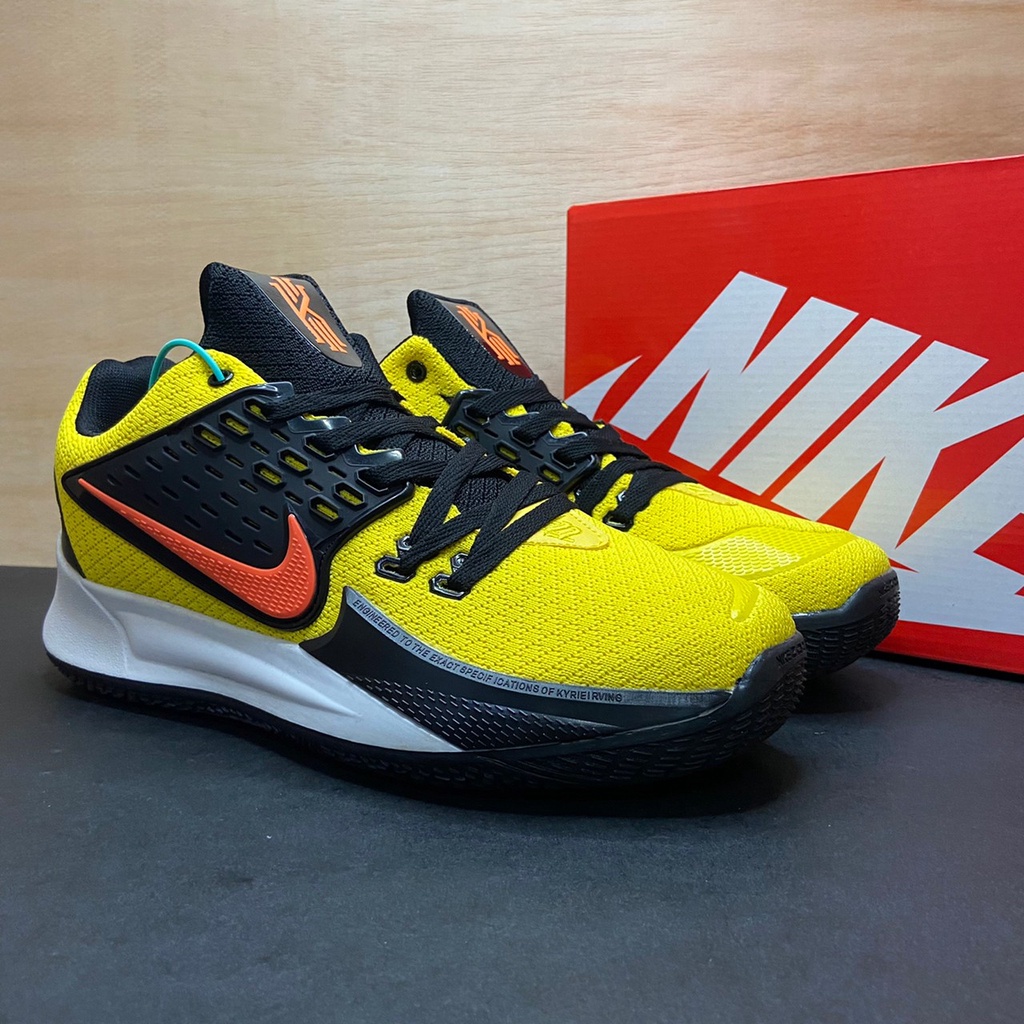 sepatu basket kyrie irving