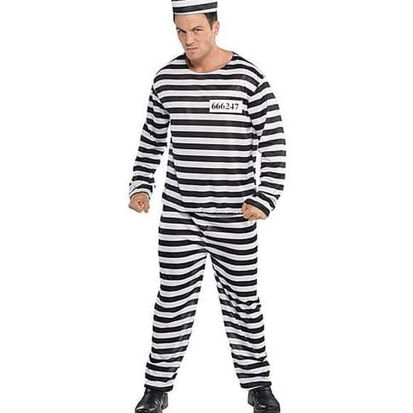 kostum halloween tahanan 477