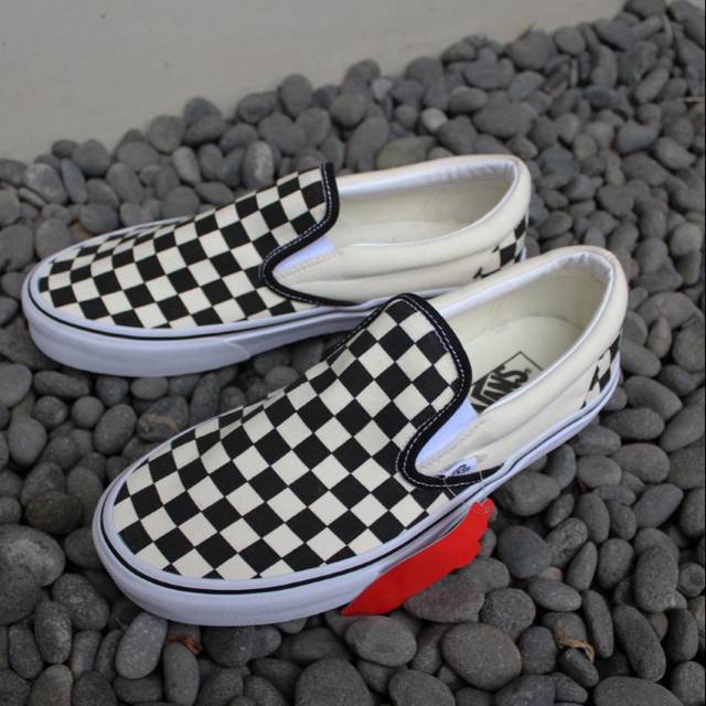 Vans slip on hot sale checkerboard global