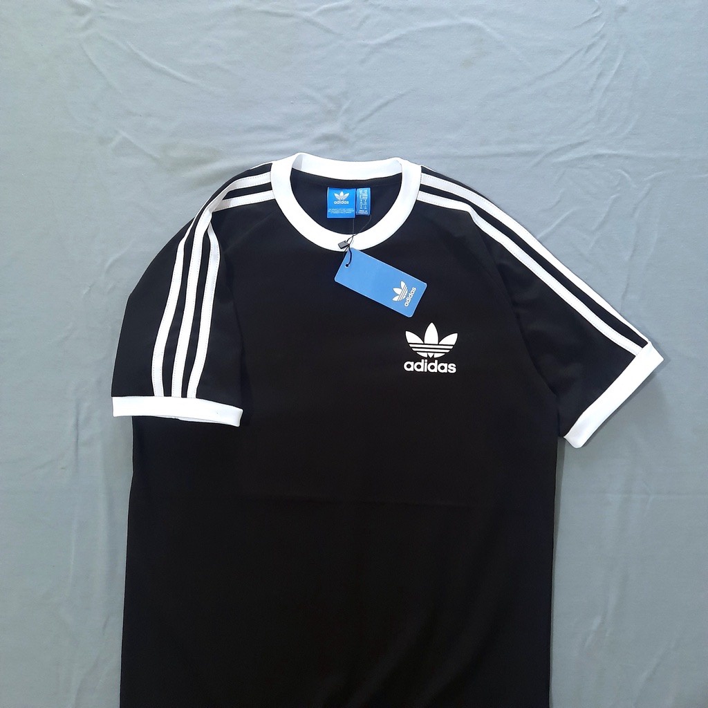 Jual Kaos Adidas Logo Bordir Basic Original Premium // T-SHIRT ADIDAS LOGO BORDIR LIST PUTIH PREMIUM // Baju Kaos Adidas Pria Wanita Terbaru Distro Murah / KAOS COD / PROMO GRATIS