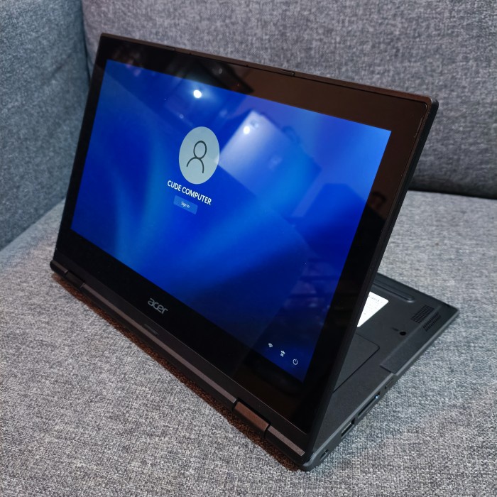 N4200 4gb ram /SSD/ Acer TravelMate Spin B118 RN/ laptop convertible - Main Image