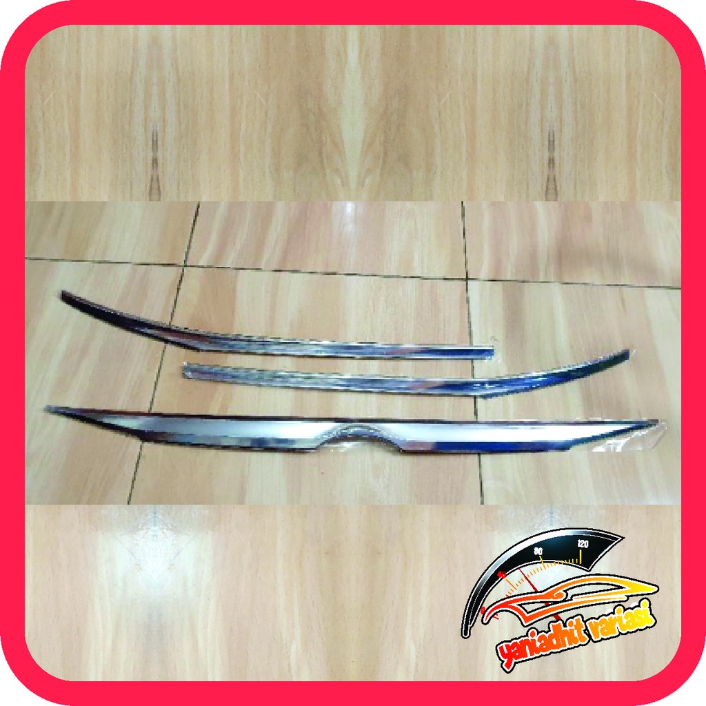 Jual List Kaca Belakang Toyota Innova Reborn Venturer 2016-2020 ...