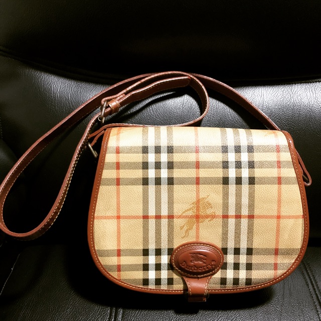 Burberry sling bag sales original