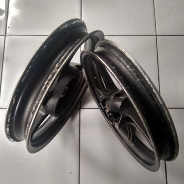 Jual Velg racing setandar Honda Beat fi/Beat karburator Scoopy fi ...