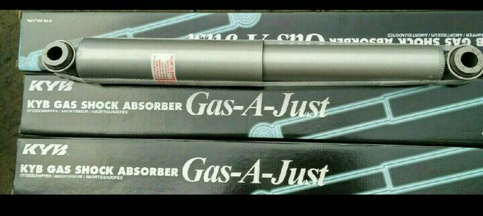 Jual Shock Breaker KAYABA Gas A-Just L300 /Taft Badak Belakang (2pcs ...