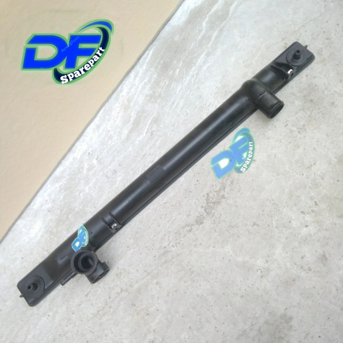 Jual Upper Tank Radiator Cover Radiator Atas Ford Ranger / Ford Everst ...