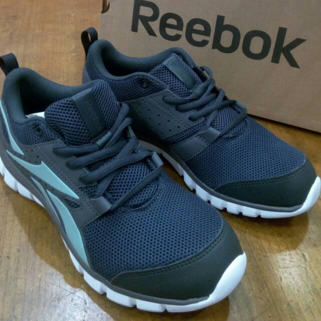 Harga sepatu cheap running reebok