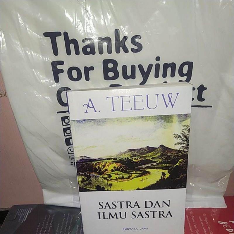 Jual Sastra Dan Ilmu Sastra - A. Teeuw (Ready Stock) | Shopee Indonesia