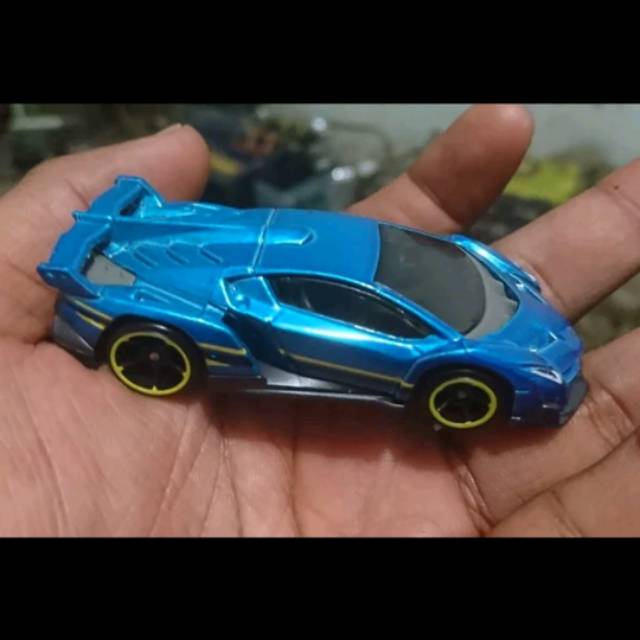 Hot wheels lamborghini veneno blue online