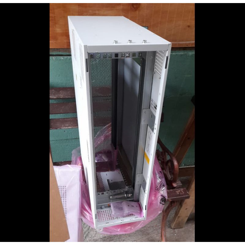 Jual rack server wall 3U huawei | Shopee Indonesia