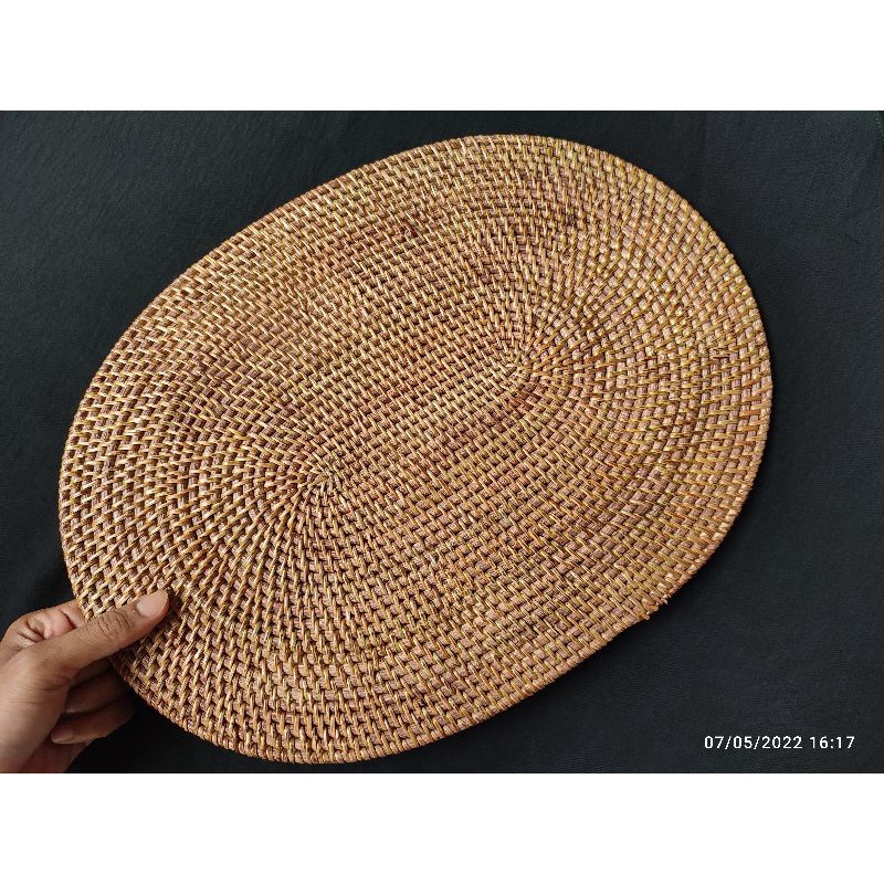 Jual Placemat Tatakan Alas Piring Meja Oval 40x30 Cm Rotan Asli Lombok Shopee Indonesia 2237