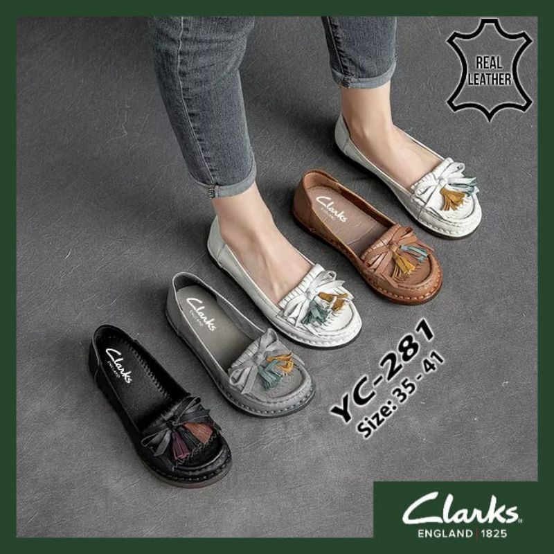 Sepatu clarks best sale