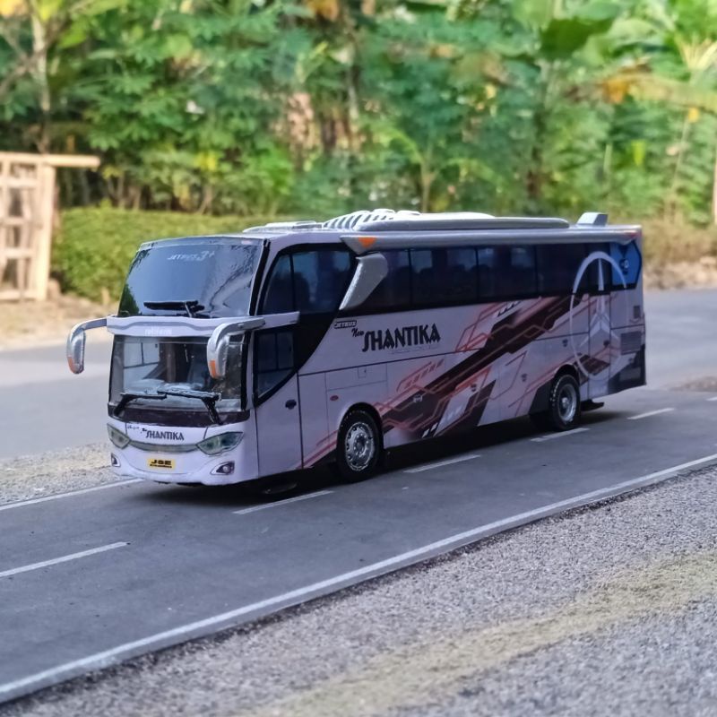 Jual Miniatur bus new Shantika body Jb3 Voyager | Shopee Indonesia