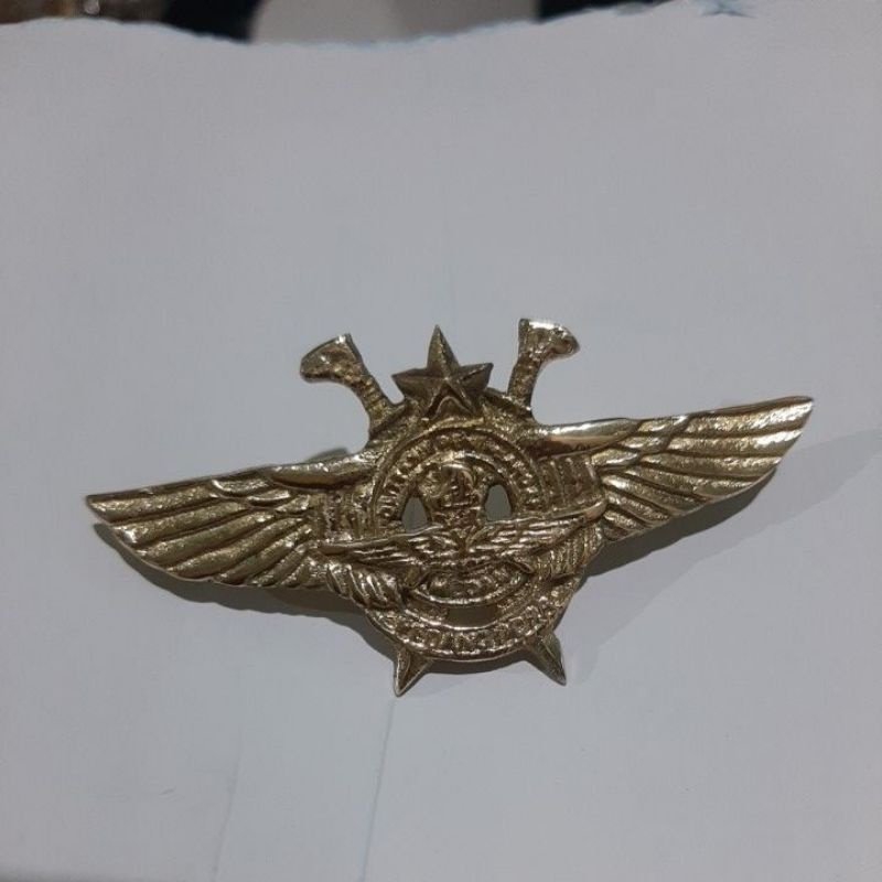 Jual wing pedang pora medan braso pin | Shopee Indonesia