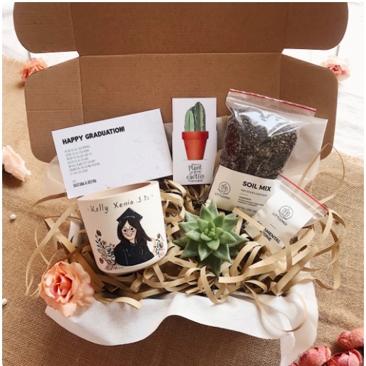 Jual Graduation Planter Kit for her - Character Series | Shopee Indonesia
