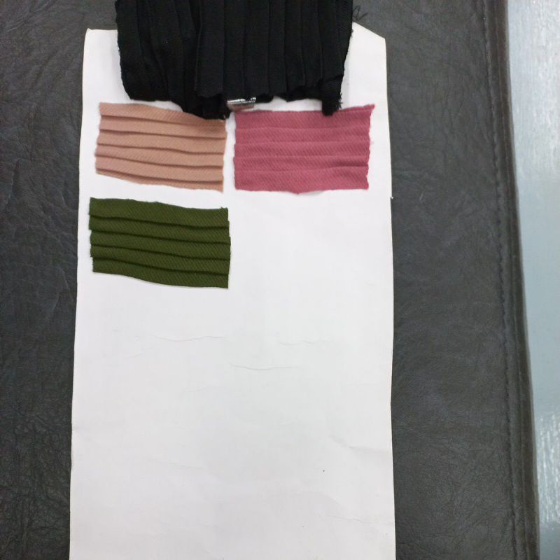 Jual kain plisket polos. lebar. harga tertera harga setengah meter