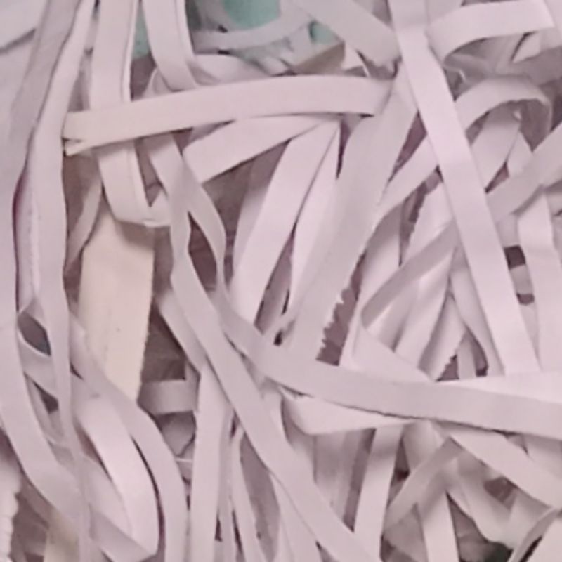 Jual Kertas Cacah Kertas Serut Kertas Potong Kertas warna Isian Hampers ...