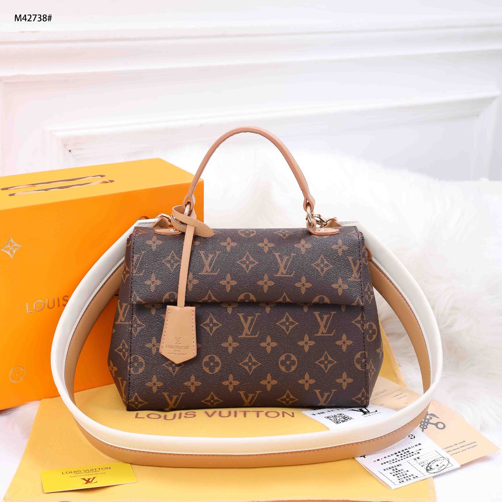 Jual Tas Louis Vuitton LV Cluny BB Monogram Original Europe Authentic -  Kota Cimahi - Aluze Treasure