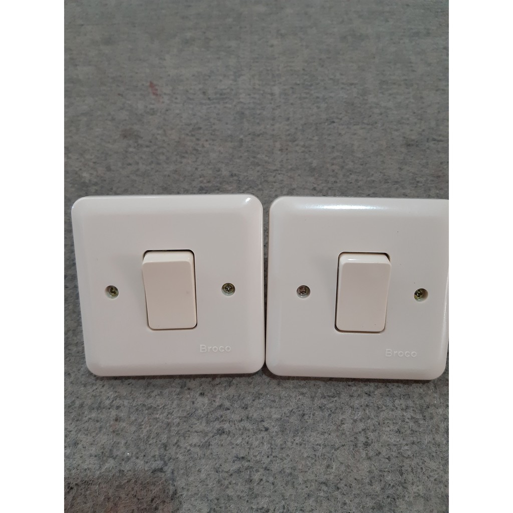 Jual Single Switch Broco Putih,Saklar Tanam Broco isi 1 Putih | Shopee ...