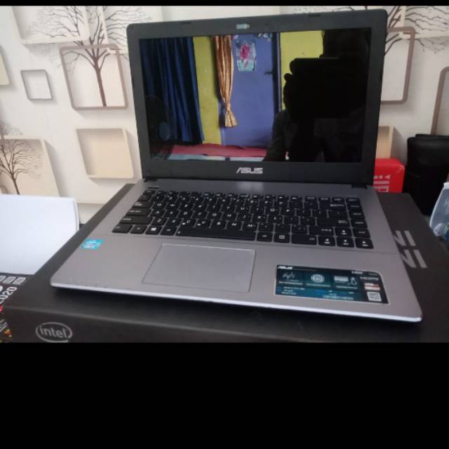 Jual Laptop Second Asus X450c Core I3 3217u Ram 2 Gb Shopee Indonesia