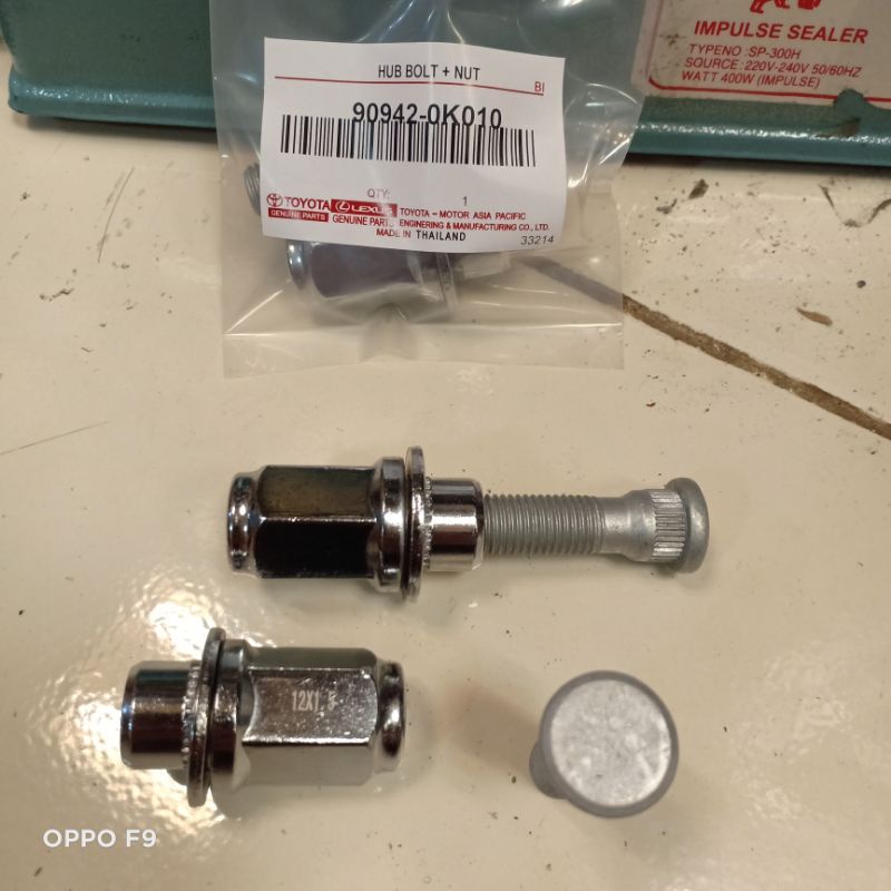 Jual BAUT RODA BOLT WHEEL TOYOTA INNOVA ASLI ORIGINAL (BAUT+MUR) 1PC ...