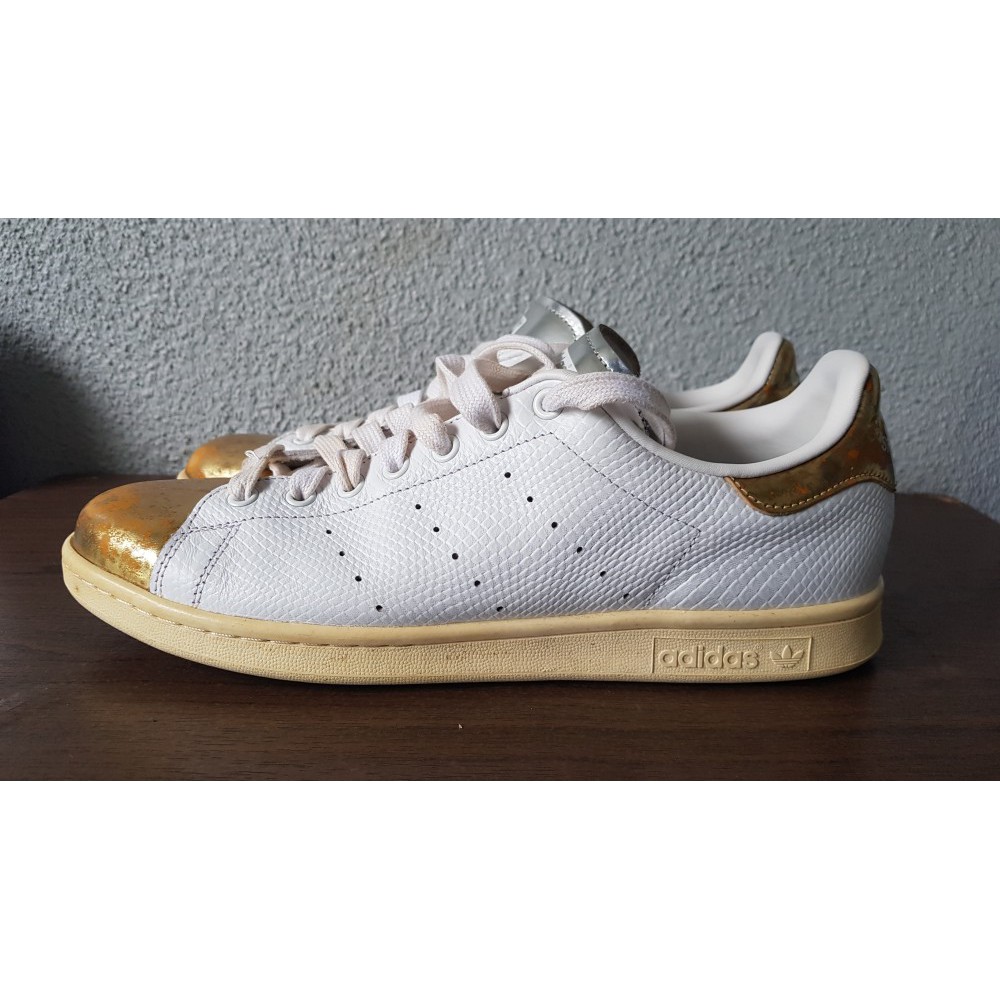 Jual Adidas Stan Smith White Gold Metallic Silver Shopee Indonesia